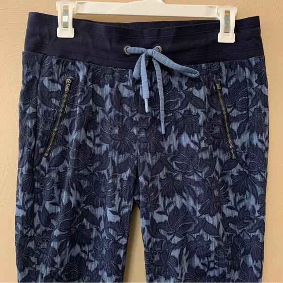 Athleta Trekkie North Jogger - Picture 4 of 11